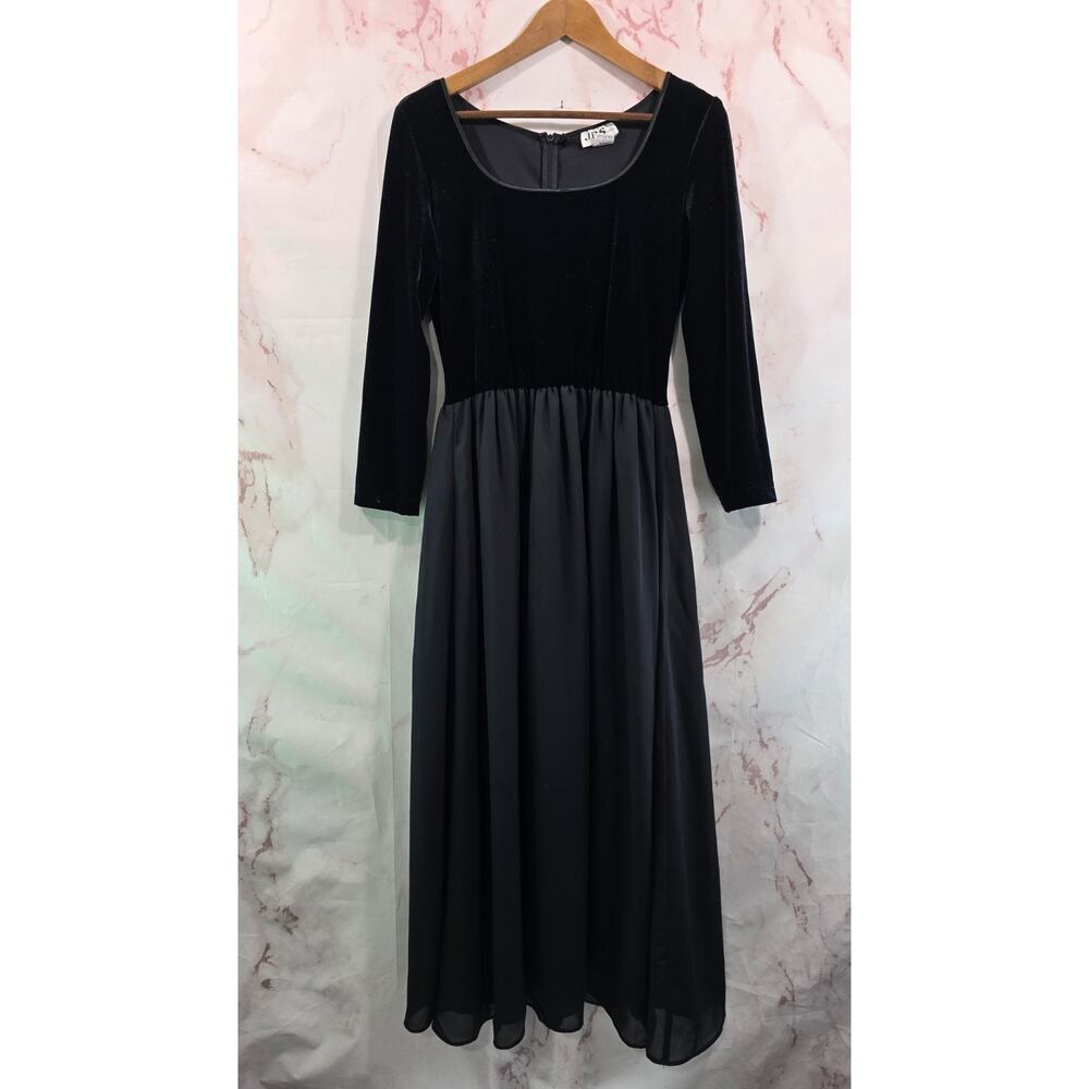 Vintage Dress Womens Medium 90s Y2K Black Velvet Whimsy Goth Vamp Maxi Long